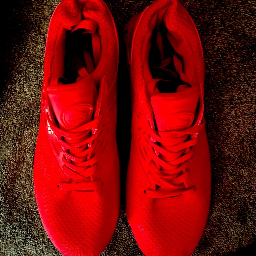 RARE. Reebok Men's "Size 11" RBX LIVE LIFE ACTIVE RUNNING SHOES.